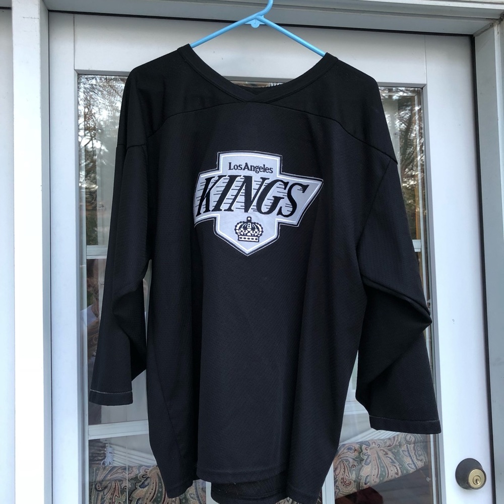 VINTAGE Los Angeles Kings Hockey Jersey